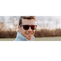 Tifosi Optics Swank XL -Tour Edge Store TifosiSwankXL Liftstyle3